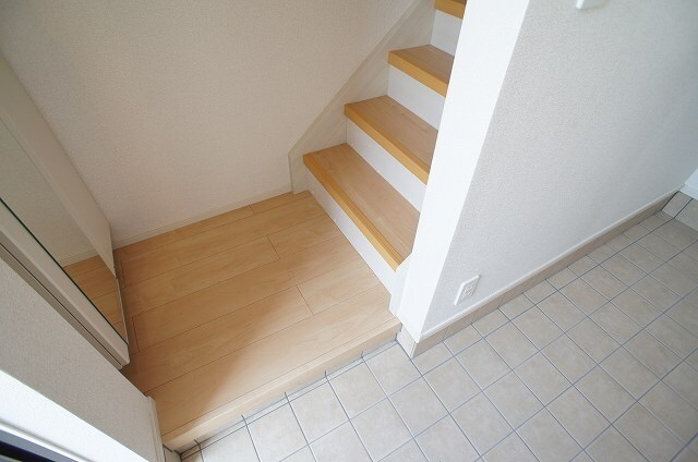 ルミエールAの物件内観写真