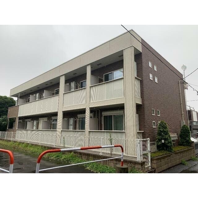 F・Pクレストクワットロの物件外観写真