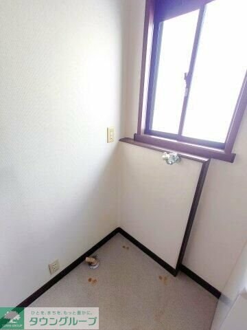 植竹町戸建 2階の物件内観写真