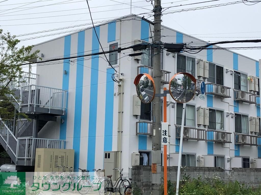 アッソルッソの物件外観写真