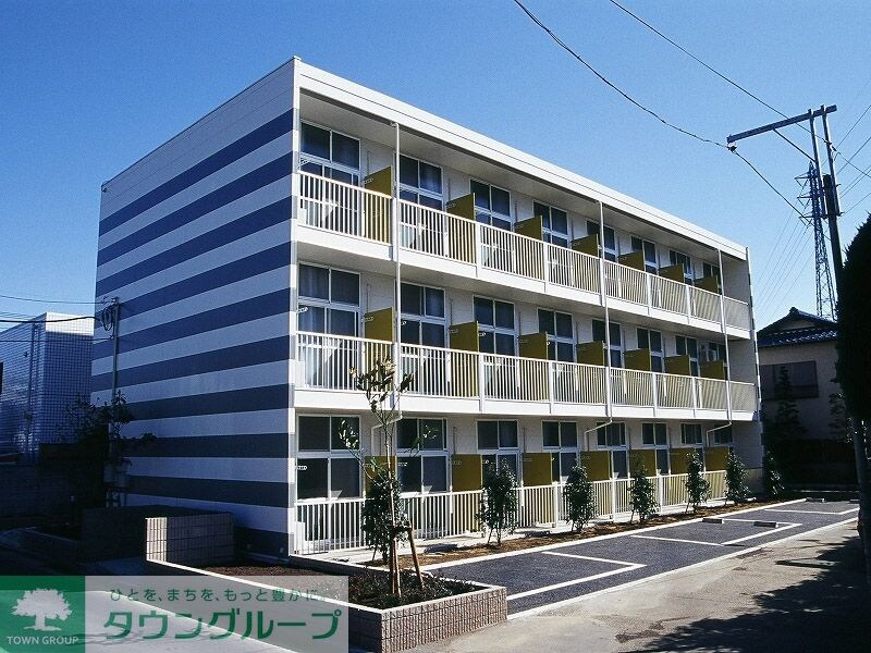 レオパレススリーウッドの物件外観写真