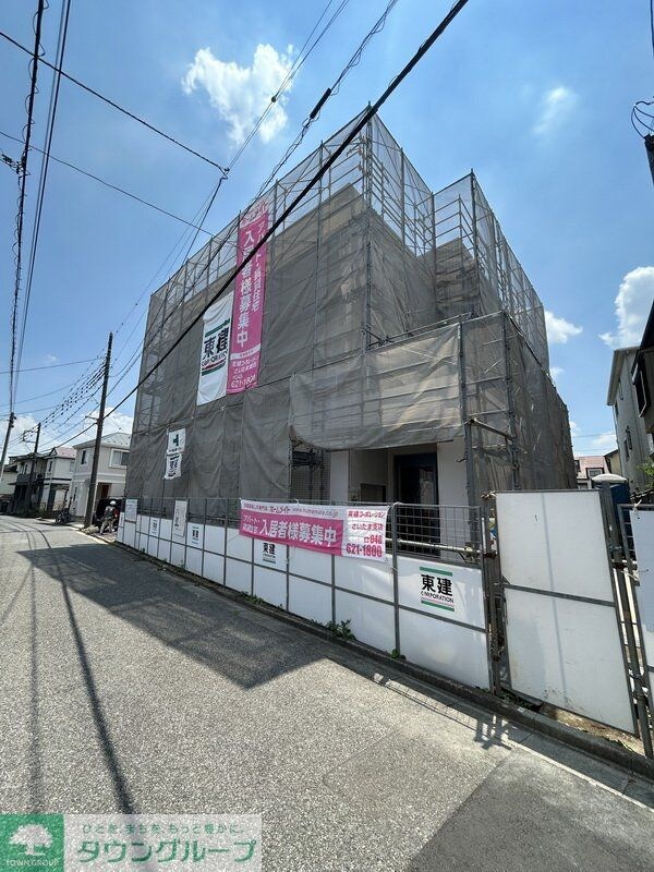 Luminous coatの物件外観写真