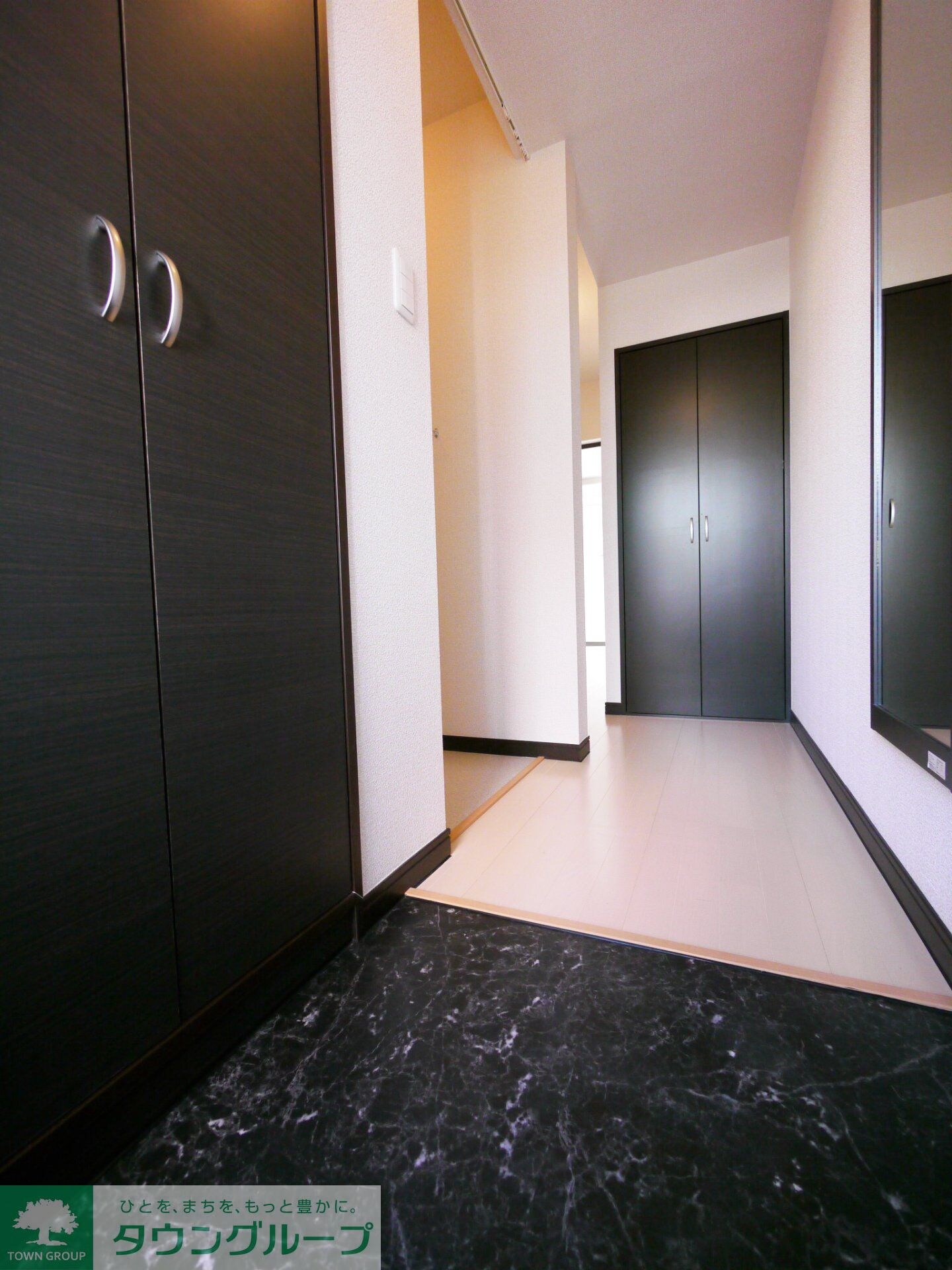 レオネクストタウンコート羽生Mの物件内観写真