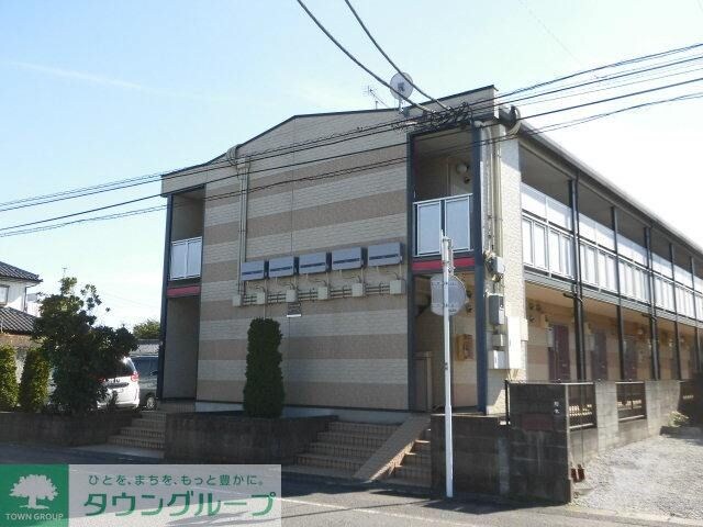 レオパレスインターハイツの物件外観写真