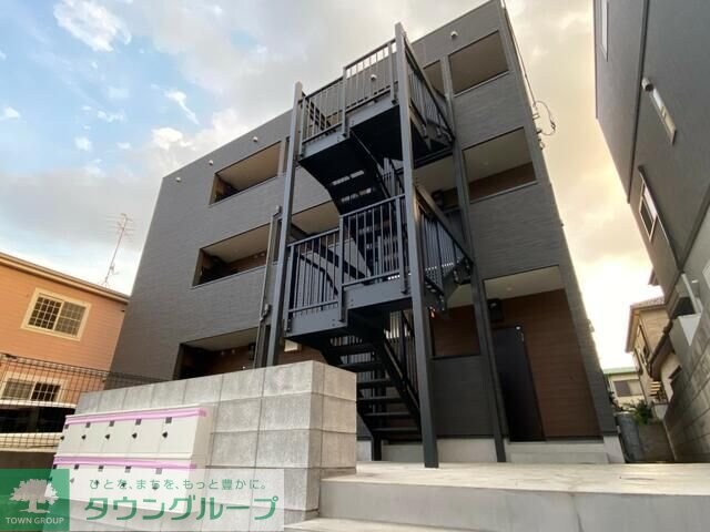 アクアステージの物件外観写真