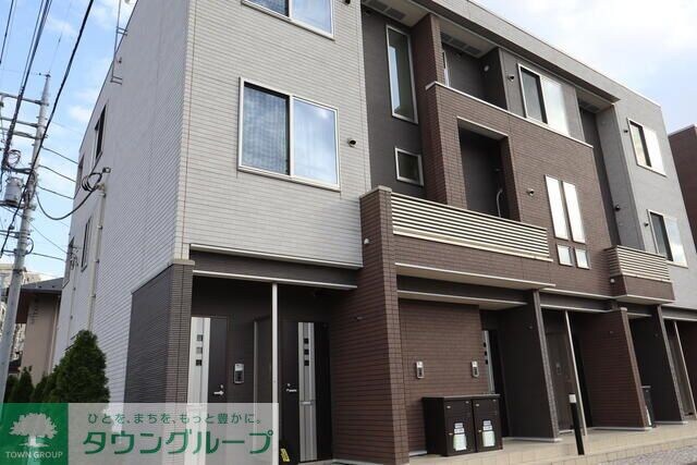 レジェンドVIIIの物件外観写真