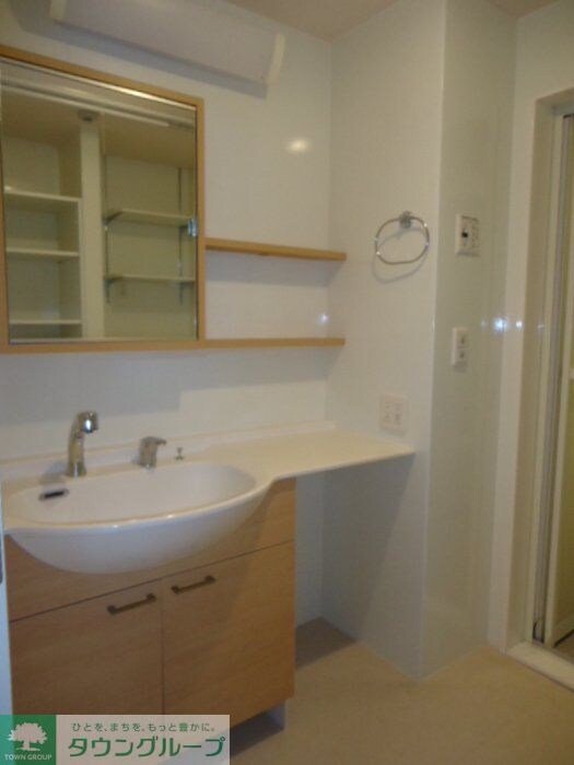 リビングシティ IIIの物件内観写真