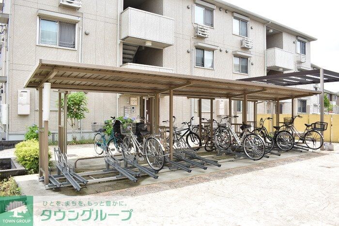 リビングシティ IIIの物件内観写真