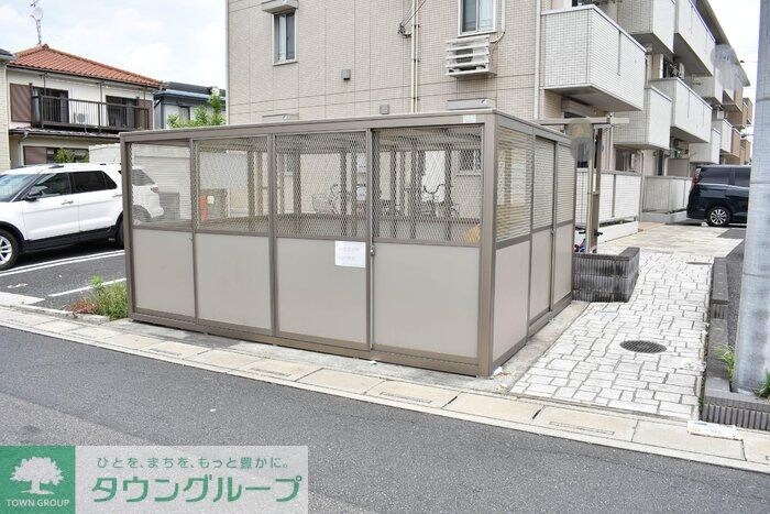 リビングシティ IIIの物件内観写真