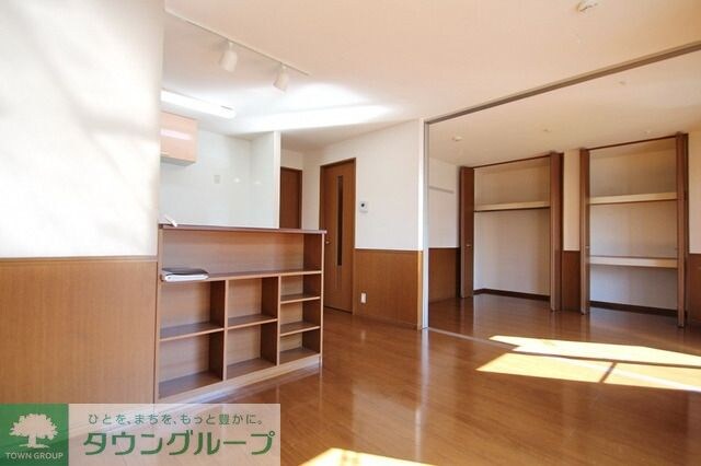 リビングタウン三橋西Bの物件内観写真