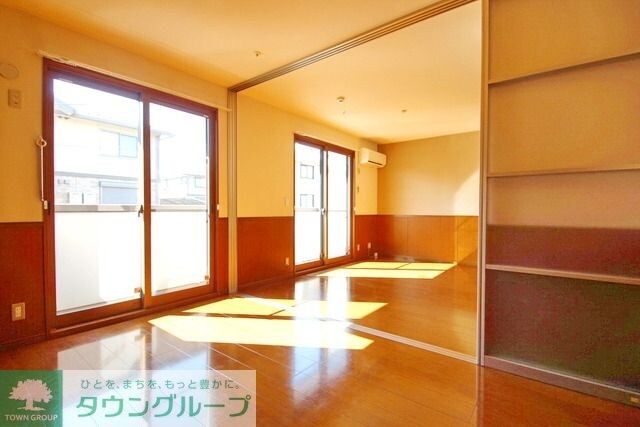 リビングタウン三橋西Bの物件内観写真