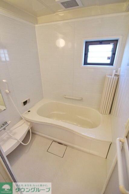 リビングタウン三橋西Bの物件内観写真