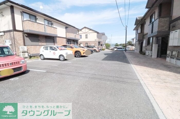 リビングタウン三橋西Bの物件内観写真