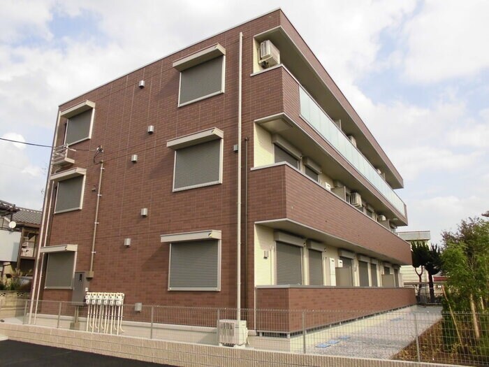 ブラウンヒルズの物件外観写真