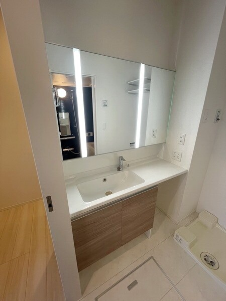 オークリーフ三郷 Aの物件内観写真