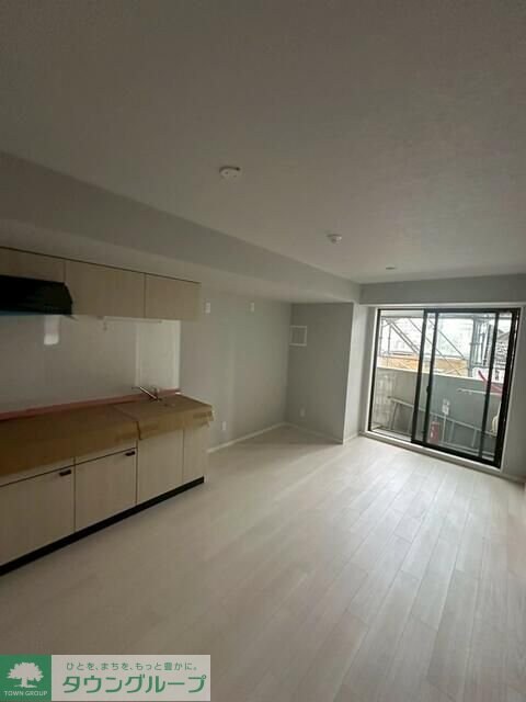 フェリチタ越谷駅前の物件内観写真