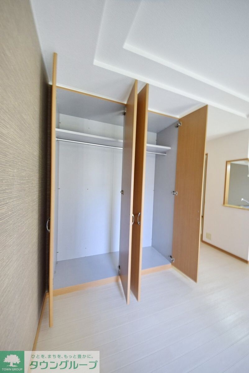 ガーデンヒルズNAKAYAMA参番館の物件内観写真