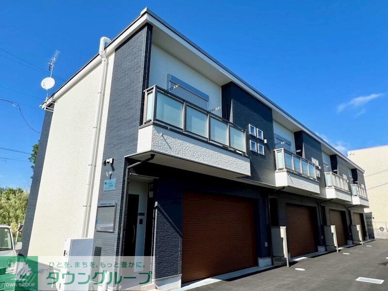 プレミアガレージ川口石神Iの物件外観写真