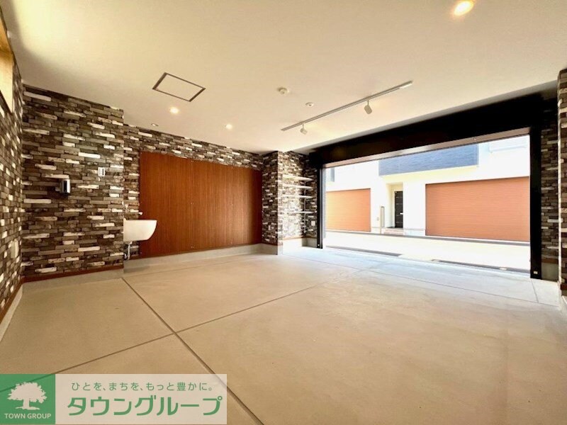 プレミアガレージ川口石神Iの物件内観写真