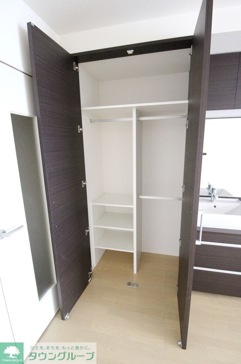 レオネクストSunrise伊興の物件内観写真