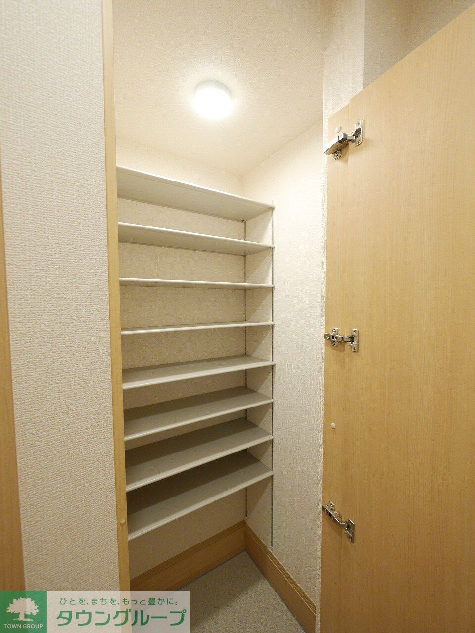 メルヴェーユ三郷中央 Aの物件内観写真