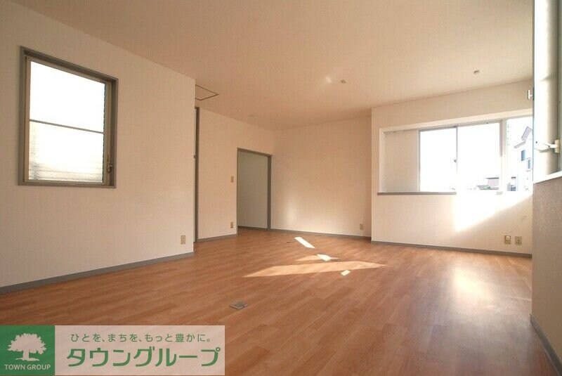 柳島町貸家の物件内観写真