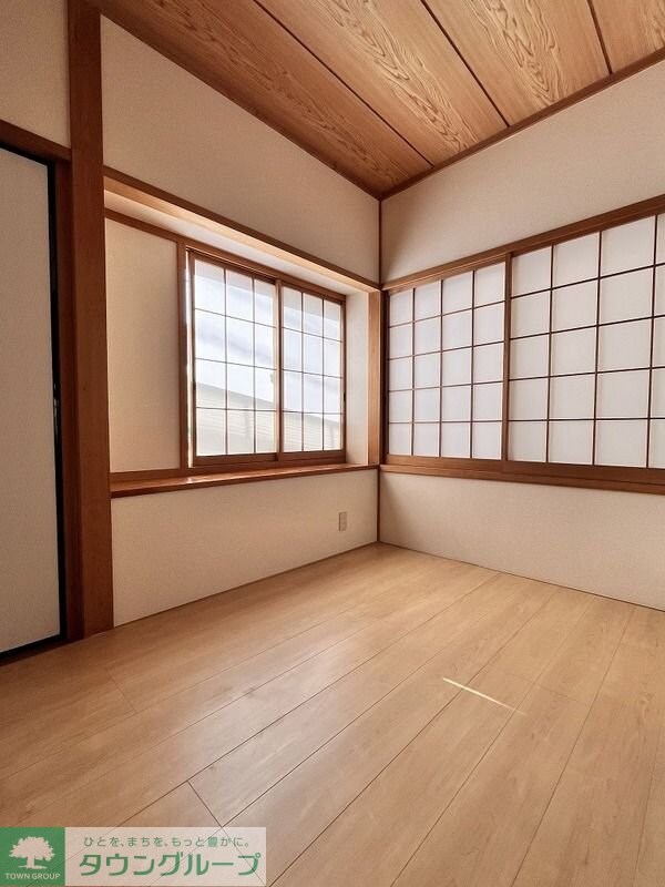 柳島町貸家の物件内観写真