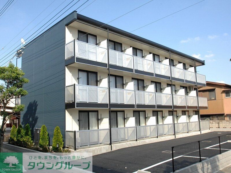 レオパレスグレースラインの物件外観写真