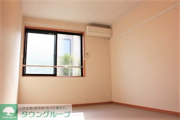 レオパレスルフラン東越谷の物件内観写真