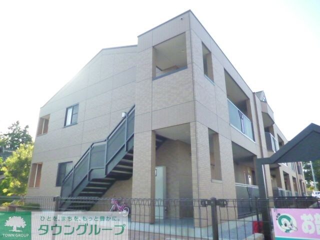 パイン・ツリーの物件内観写真