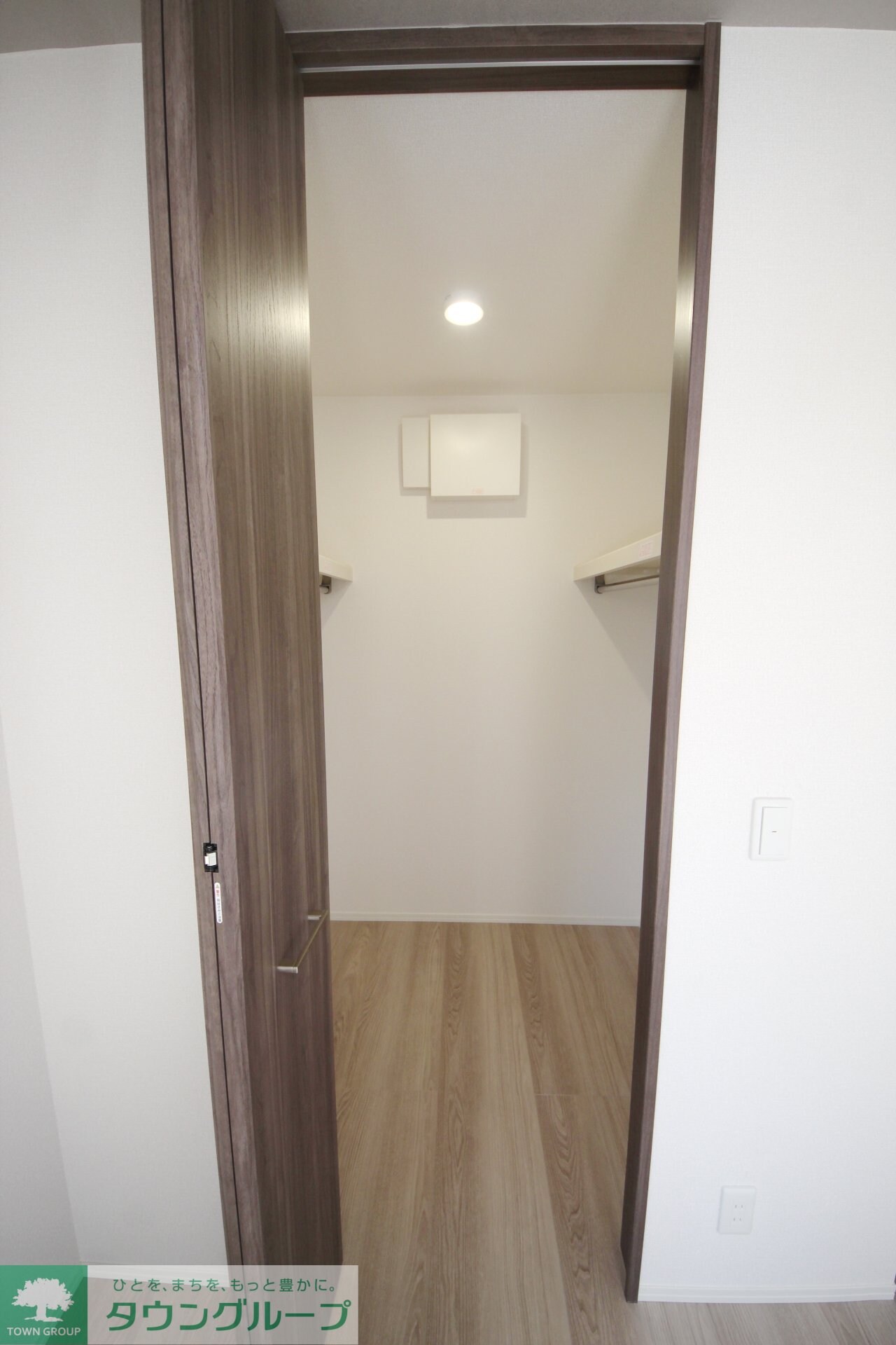 ノーブルパレス上木崎の物件内観写真