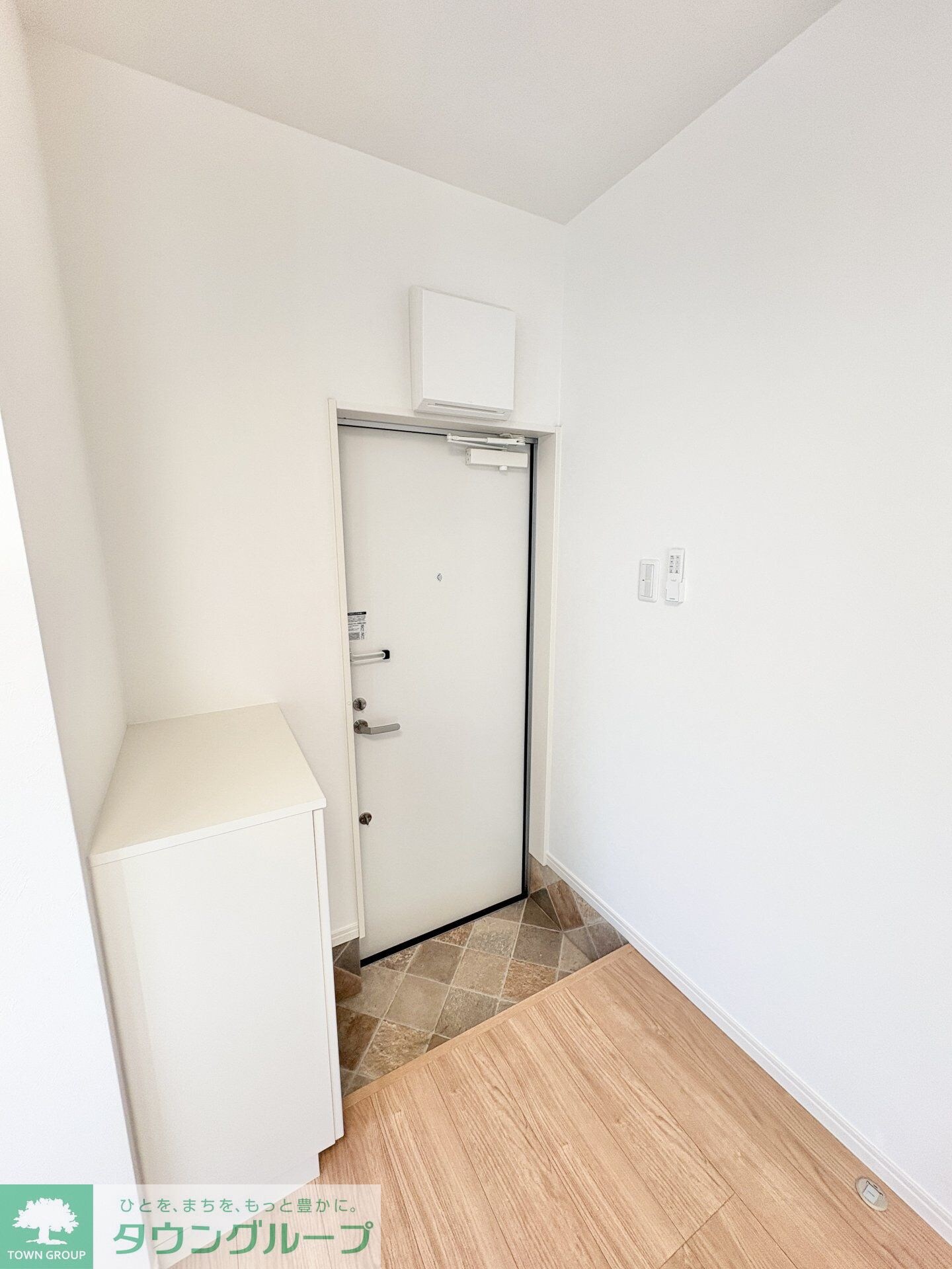 Eden Beeの物件内観写真