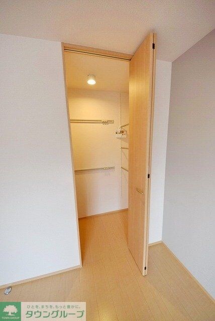 シャイン・カワナベの物件内観写真