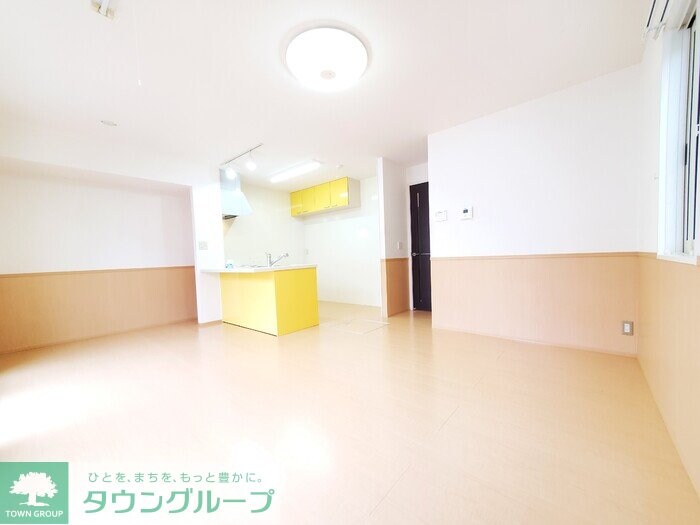 ウィスタリア Fの物件内観写真