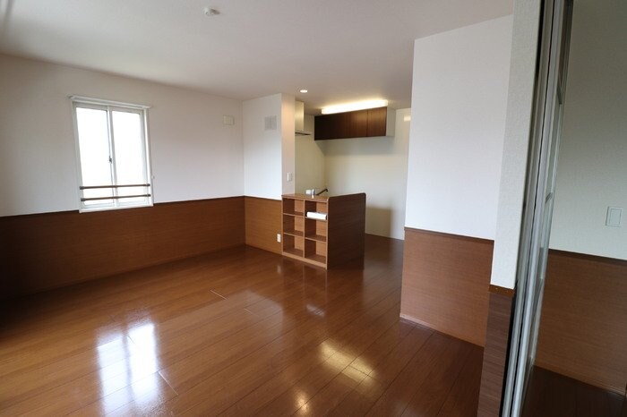 ウエストハイム IVの物件内観写真