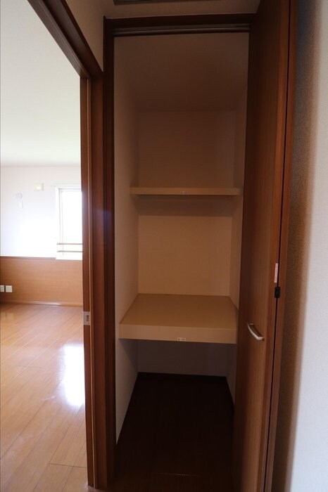 ウエストハイム IVの物件内観写真