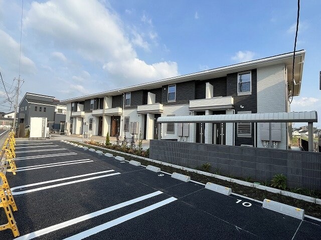 グレイス レジデンスの物件外観写真