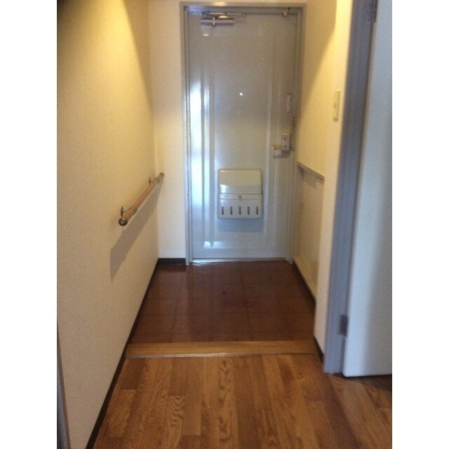 信栄マンションの物件内観写真