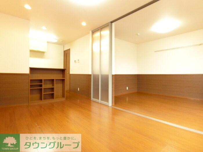 グランシャリオ Eの物件内観写真