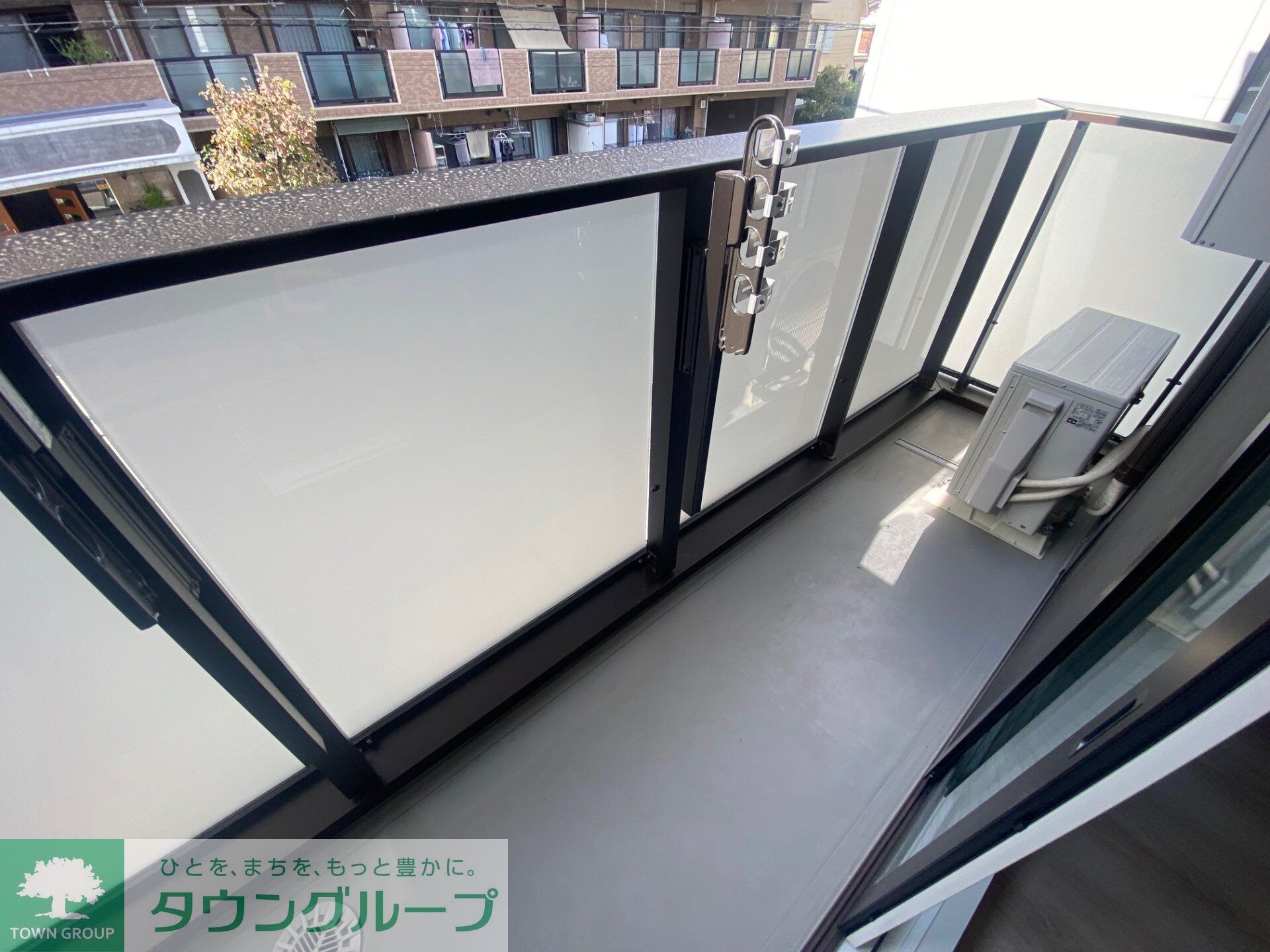 ノーブルラフィネ白幡の物件内観写真