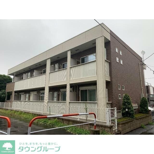 F・Pクレストクワットロの物件外観写真