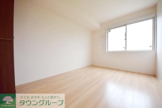 シャイン・カワナベの物件内観写真