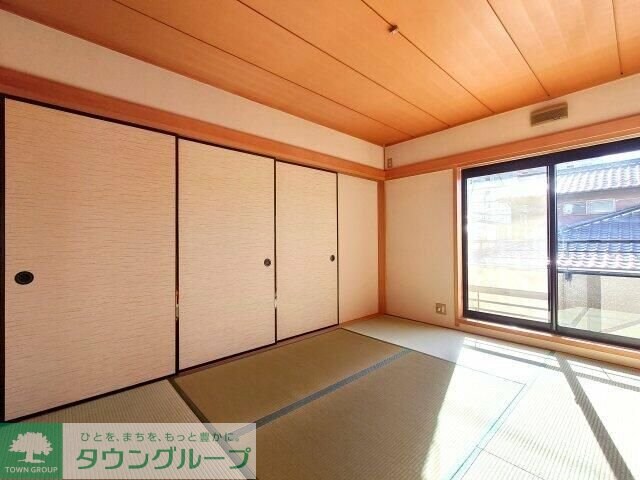 植竹町戸建て 2階の物件内観写真