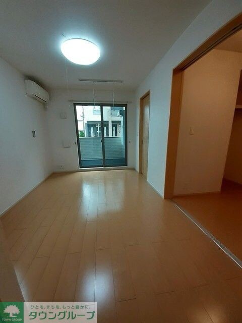 ホワイトヒルズドリ-バ-デンIIIの物件内観写真