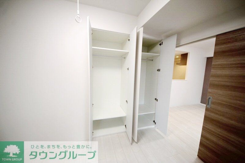 ロイジェントさいたま新都心の物件内観写真