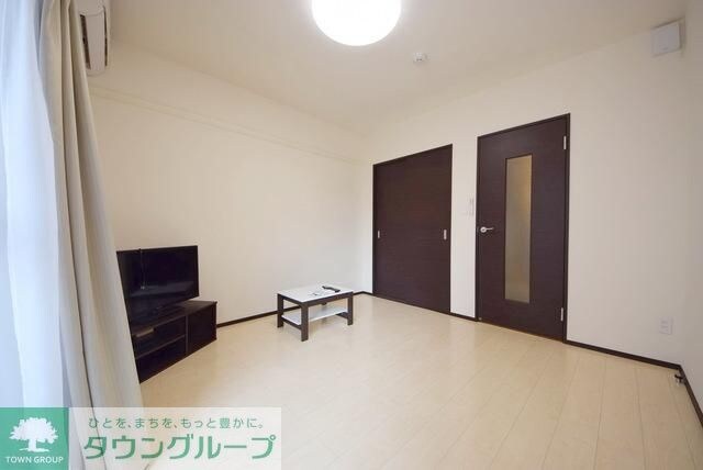 クレイノロッソ ストラーダの物件内観写真