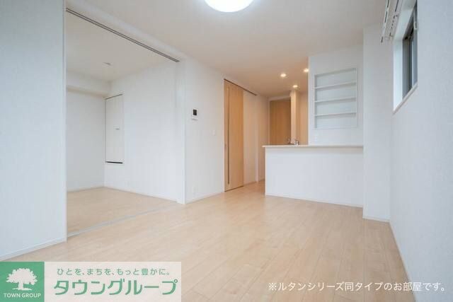 プリムローズガーデンの物件内観写真