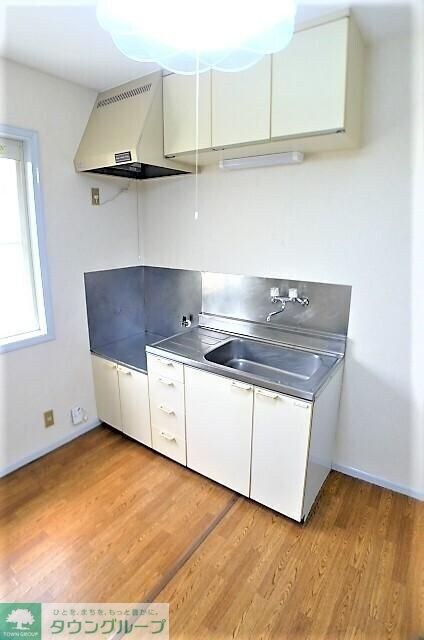 ロイヤルハイツD棟の物件内観写真