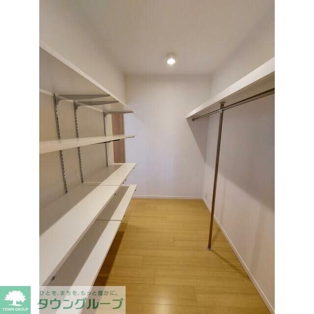 コンフォリア高島平の物件内観写真