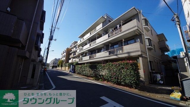 ロイヤルプラザの物件外観写真